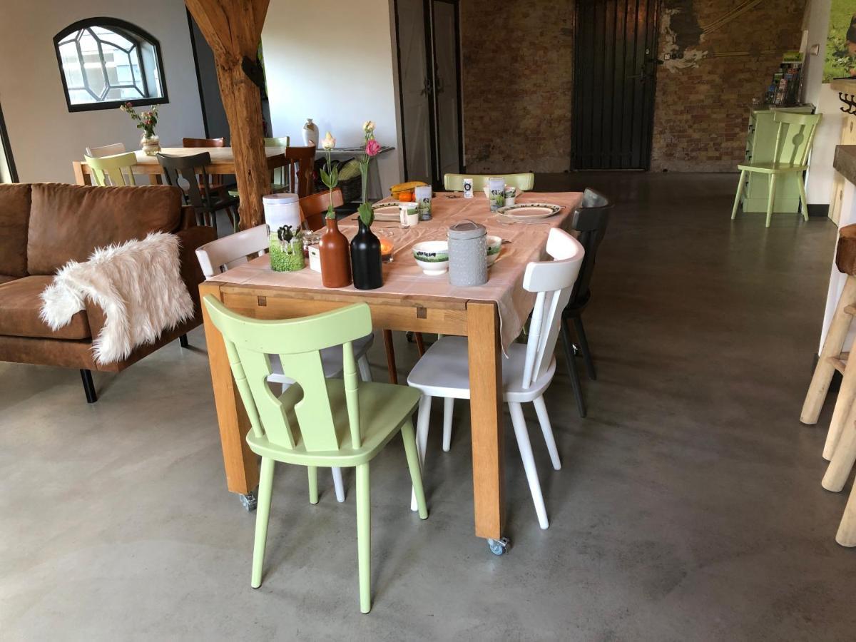 De Hostee Acomodação com café da manhã Stolwijk Exterior foto